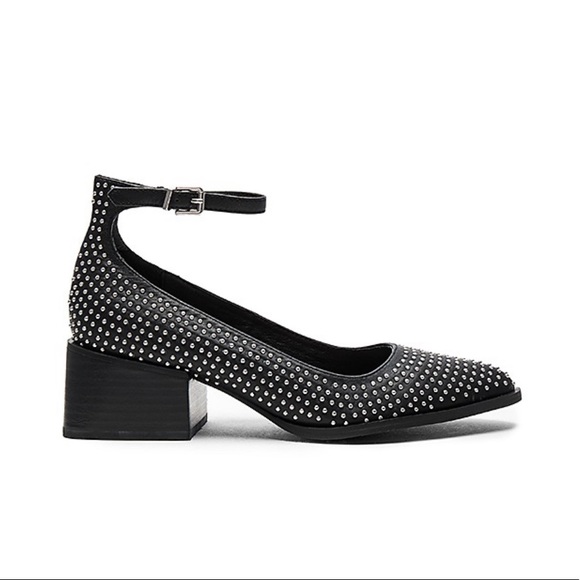 Sol Sana shoes - Picture 1 of 13